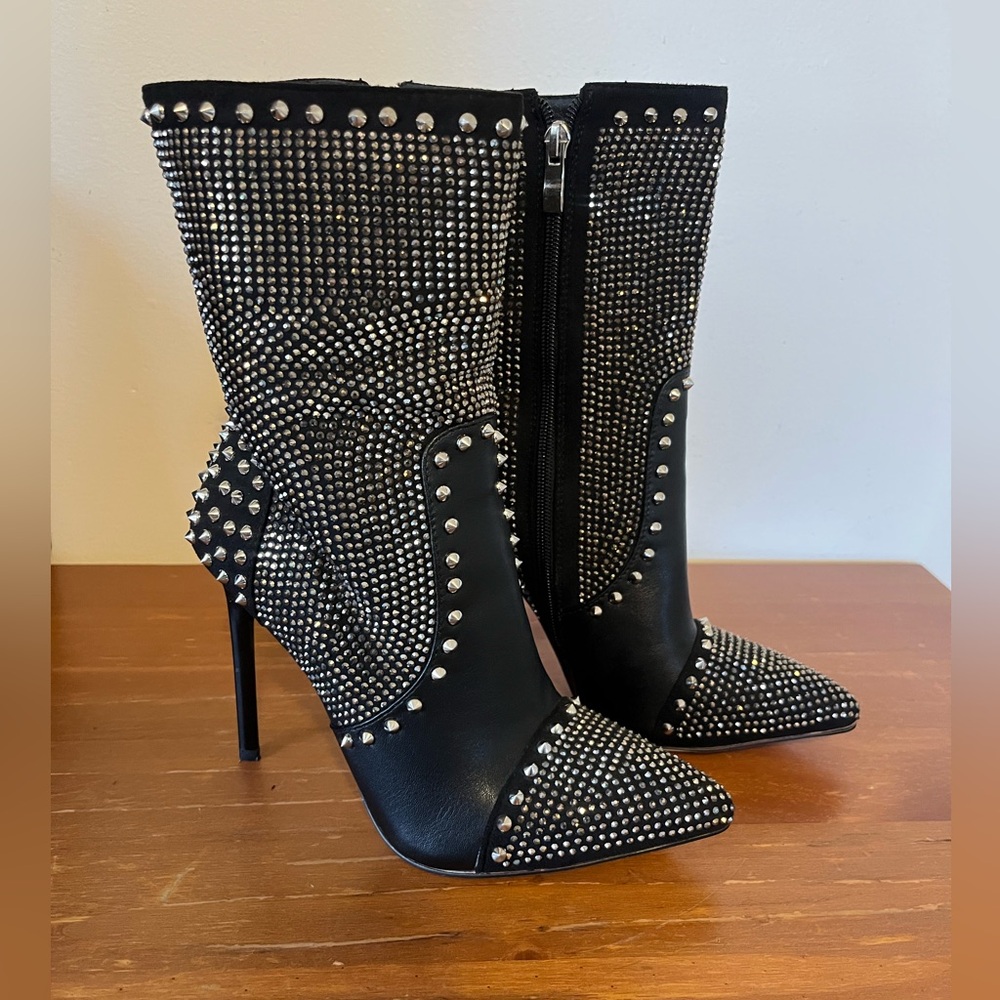 AZALEA WANG Hit It From The Back Black Stiletto Heel Bootie 7 Rhinestone Stud - Picture 4 of 9